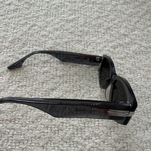 NEW_ Gentle Monster Sunglasses_ Blue - Picture 6 of 8